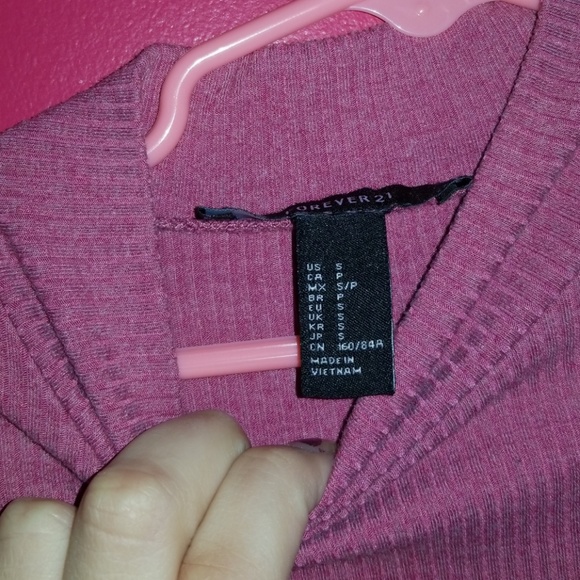 Cold shoulder shirt - Picture 4 of 4